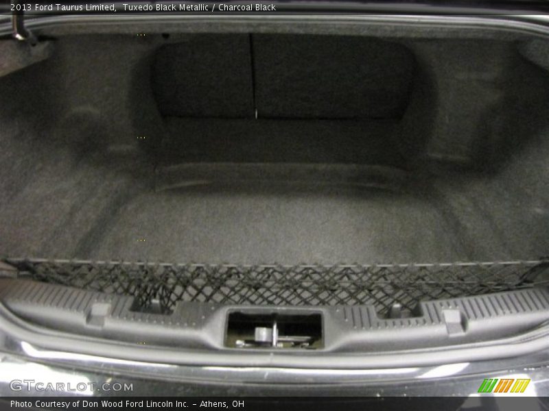 Tuxedo Black Metallic / Charcoal Black 2013 Ford Taurus Limited