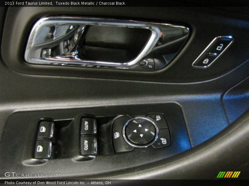 Tuxedo Black Metallic / Charcoal Black 2013 Ford Taurus Limited