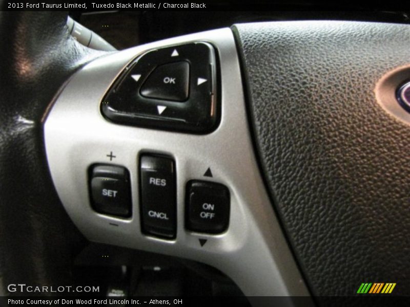 Tuxedo Black Metallic / Charcoal Black 2013 Ford Taurus Limited