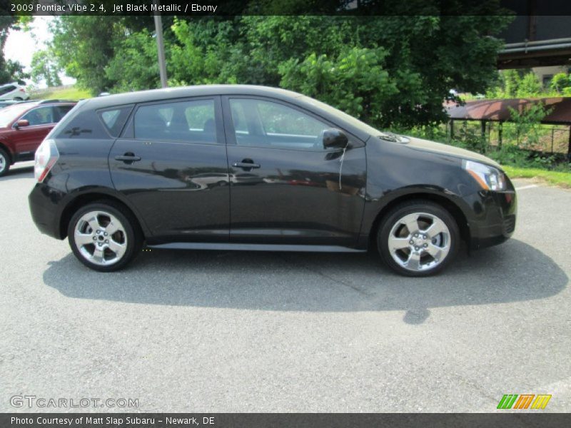 Jet Black Metallic / Ebony 2009 Pontiac Vibe 2.4