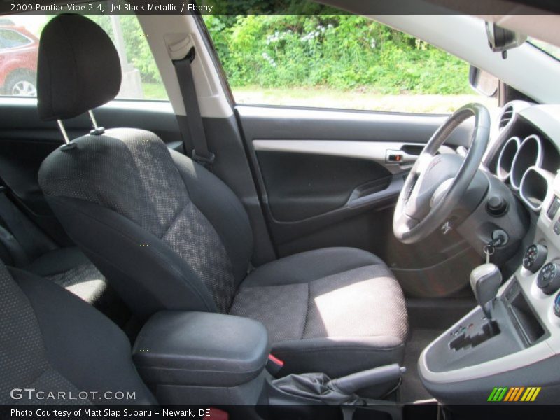 Jet Black Metallic / Ebony 2009 Pontiac Vibe 2.4