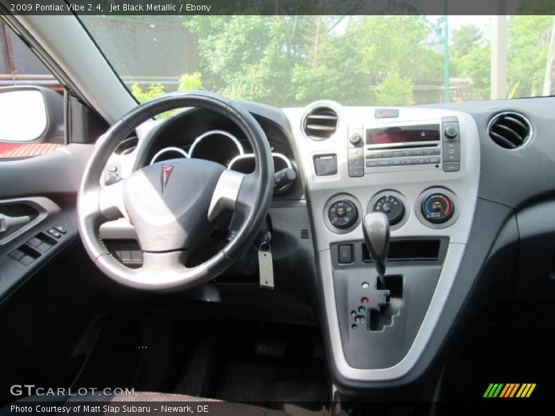 Jet Black Metallic / Ebony 2009 Pontiac Vibe 2.4
