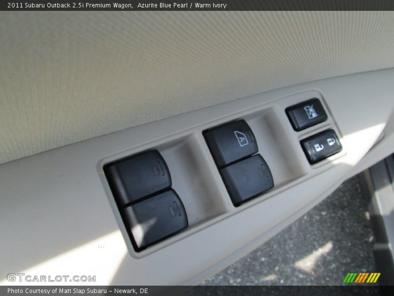 Azurite Blue Pearl / Warm Ivory 2011 Subaru Outback 2.5i Premium Wagon