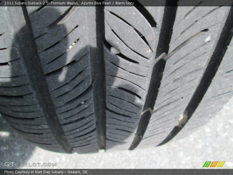 Azurite Blue Pearl / Warm Ivory 2011 Subaru Outback 2.5i Premium Wagon