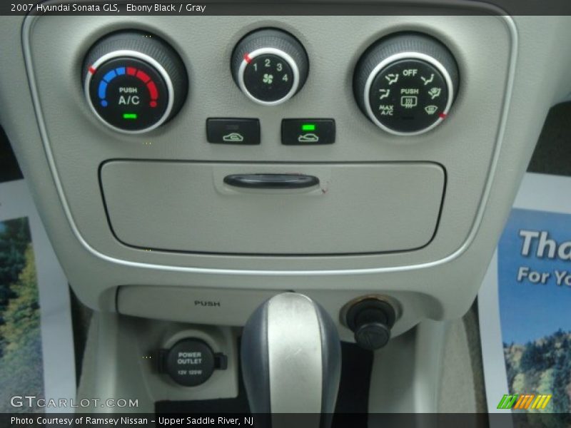 Ebony Black / Gray 2007 Hyundai Sonata GLS