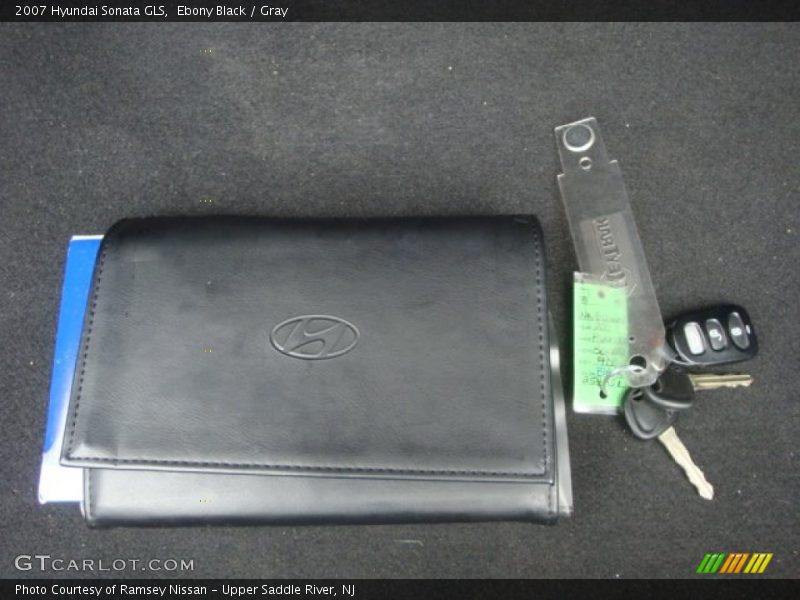 Ebony Black / Gray 2007 Hyundai Sonata GLS