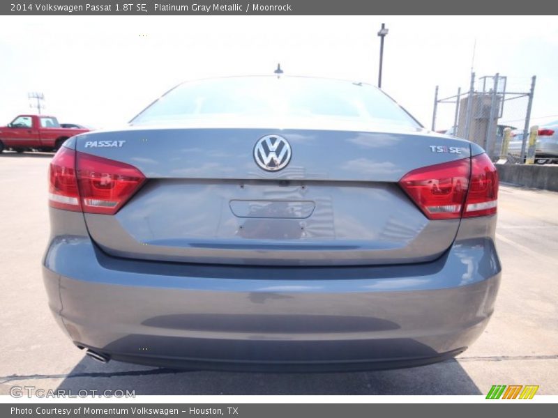 Platinum Gray Metallic / Moonrock 2014 Volkswagen Passat 1.8T SE
