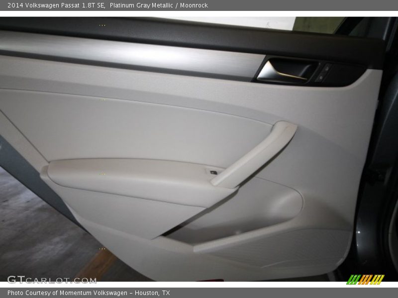 Platinum Gray Metallic / Moonrock 2014 Volkswagen Passat 1.8T SE