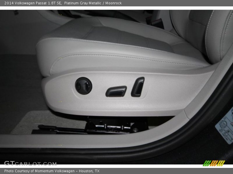 Platinum Gray Metallic / Moonrock 2014 Volkswagen Passat 1.8T SE