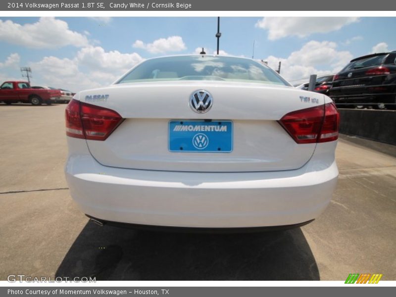 Candy White / Cornsilk Beige 2014 Volkswagen Passat 1.8T SE