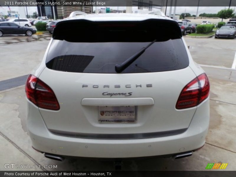 Sand White / Luxor Beige 2011 Porsche Cayenne S Hybrid