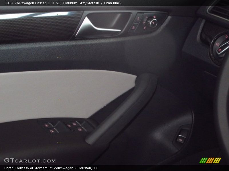 Platinum Gray Metallic / Titan Black 2014 Volkswagen Passat 1.8T SE