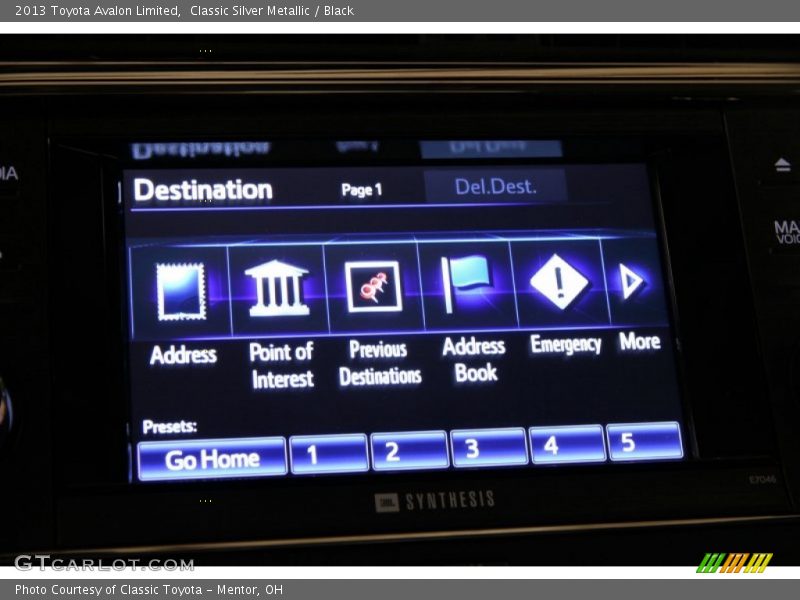 Classic Silver Metallic / Black 2013 Toyota Avalon Limited