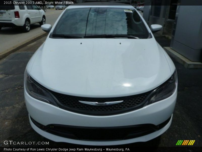 Bright White / Black 2015 Chrysler 200 S AWD