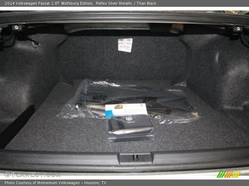 Reflex Silver Metallic / Titan Black 2014 Volkswagen Passat 1.8T Wolfsburg Edition
