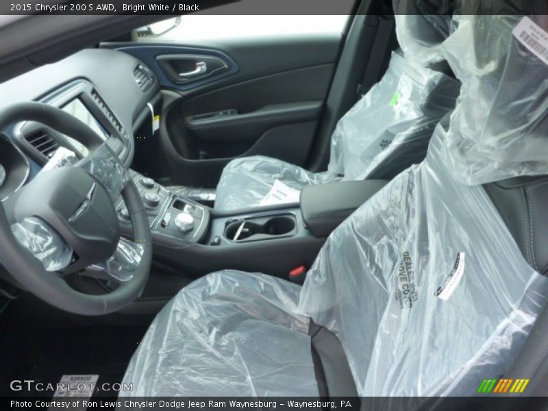Bright White / Black 2015 Chrysler 200 S AWD