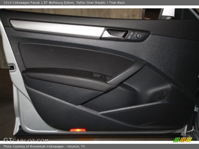 Reflex Silver Metallic / Titan Black 2014 Volkswagen Passat 1.8T Wolfsburg Edition