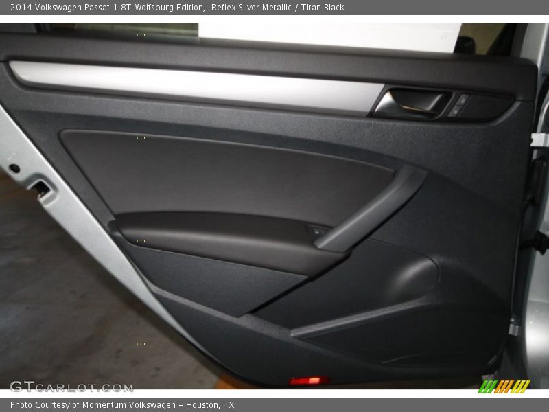 Reflex Silver Metallic / Titan Black 2014 Volkswagen Passat 1.8T Wolfsburg Edition