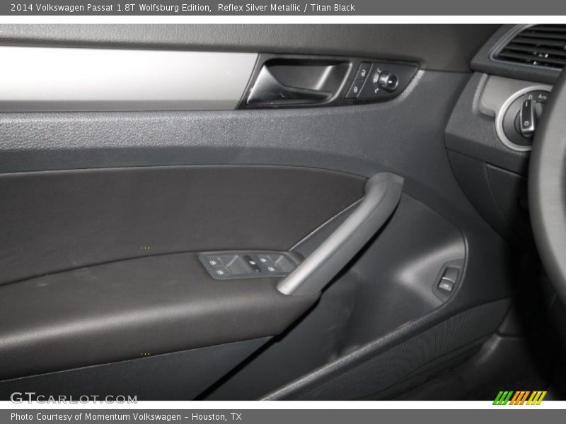 Reflex Silver Metallic / Titan Black 2014 Volkswagen Passat 1.8T Wolfsburg Edition