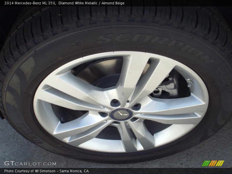 Diamond White Metallic / Almond Beige 2014 Mercedes-Benz ML 350