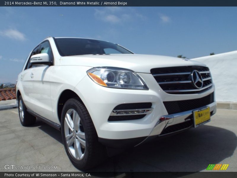 Diamond White Metallic / Almond Beige 2014 Mercedes-Benz ML 350
