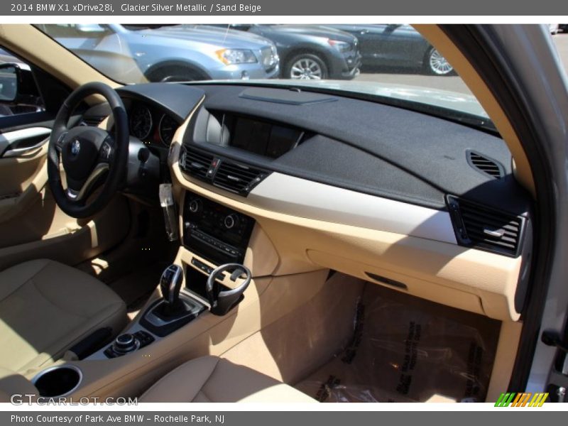 Glacier Silver Metallic / Sand Beige 2014 BMW X1 xDrive28i