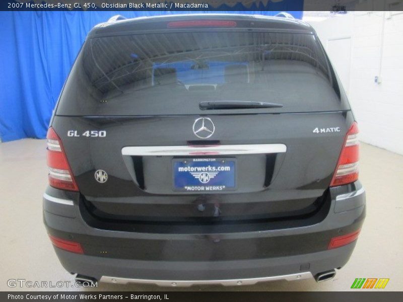 Obsidian Black Metallic / Macadamia 2007 Mercedes-Benz GL 450