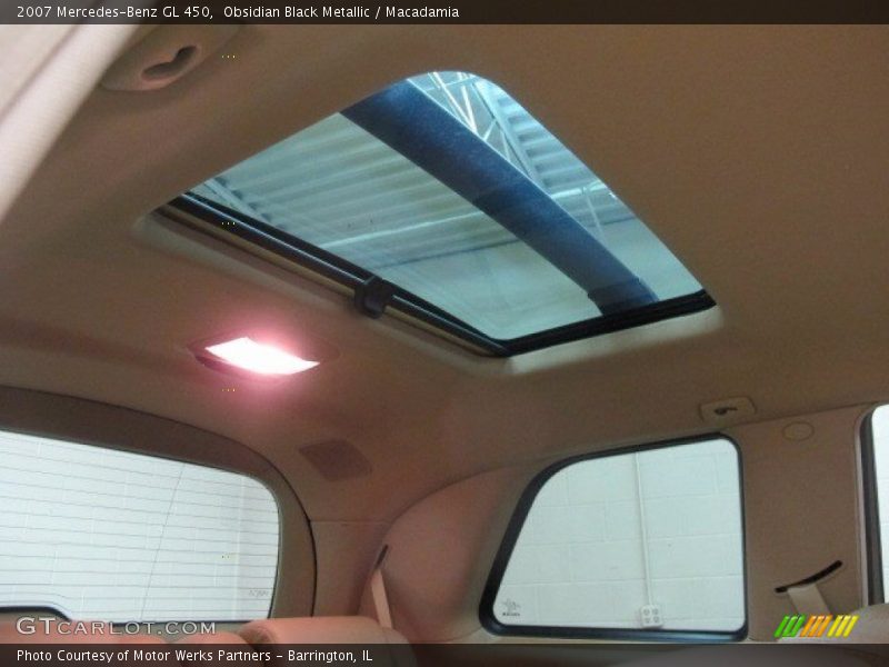 Obsidian Black Metallic / Macadamia 2007 Mercedes-Benz GL 450