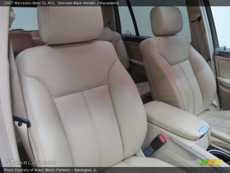 Obsidian Black Metallic / Macadamia 2007 Mercedes-Benz GL 450