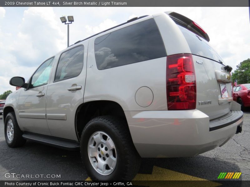 Silver Birch Metallic / Light Titanium 2009 Chevrolet Tahoe LT 4x4