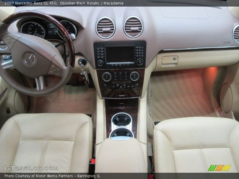 Obsidian Black Metallic / Macadamia 2007 Mercedes-Benz GL 450