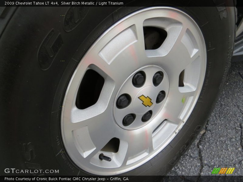 Silver Birch Metallic / Light Titanium 2009 Chevrolet Tahoe LT 4x4