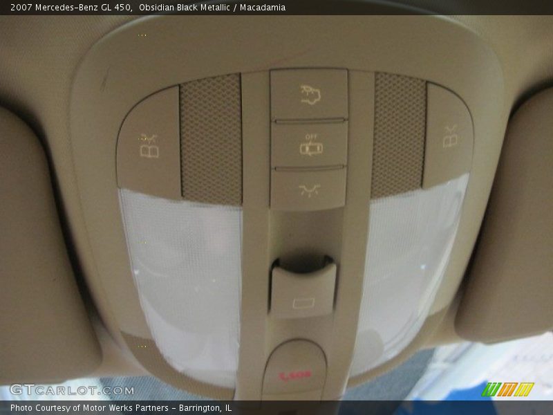Obsidian Black Metallic / Macadamia 2007 Mercedes-Benz GL 450