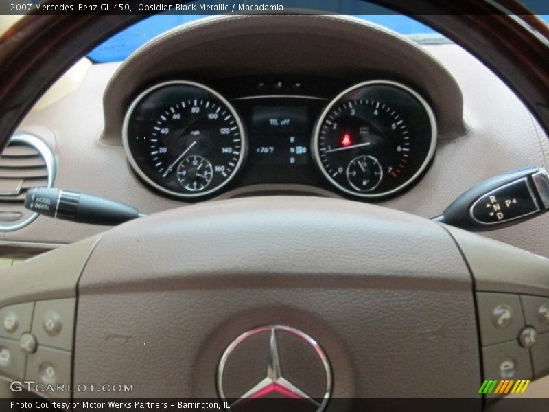 Obsidian Black Metallic / Macadamia 2007 Mercedes-Benz GL 450