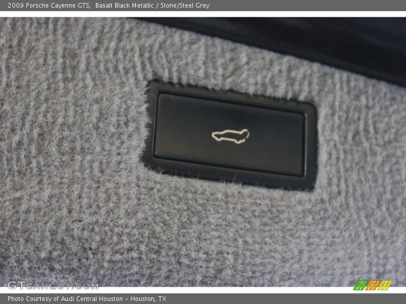 Basalt Black Metallic / Stone/Steel Grey 2009 Porsche Cayenne GTS