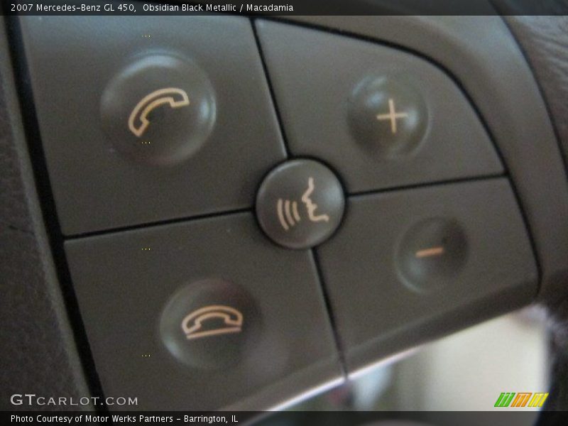 Obsidian Black Metallic / Macadamia 2007 Mercedes-Benz GL 450