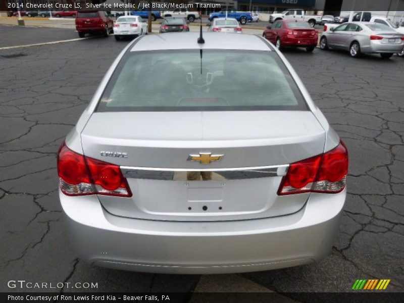 Silver Ice Metallic / Jet Black/Medium Titanium 2014 Chevrolet Cruze LS