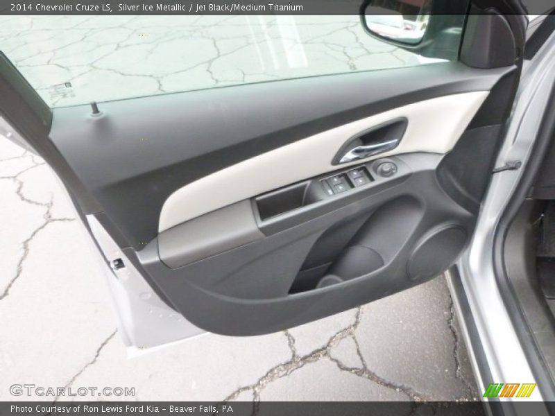 Silver Ice Metallic / Jet Black/Medium Titanium 2014 Chevrolet Cruze LS
