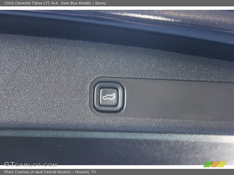 Dark Blue Metallic / Ebony 2009 Chevrolet Tahoe LTZ 4x4