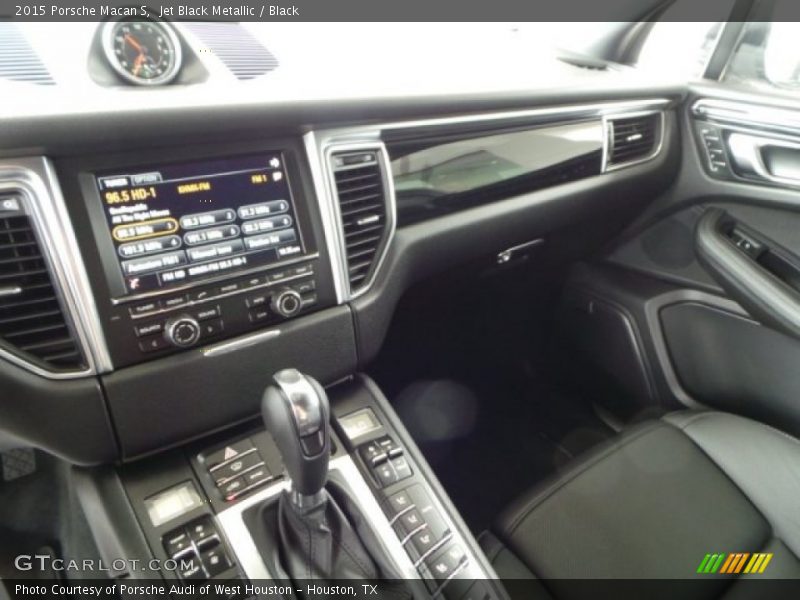 Jet Black Metallic / Black 2015 Porsche Macan S