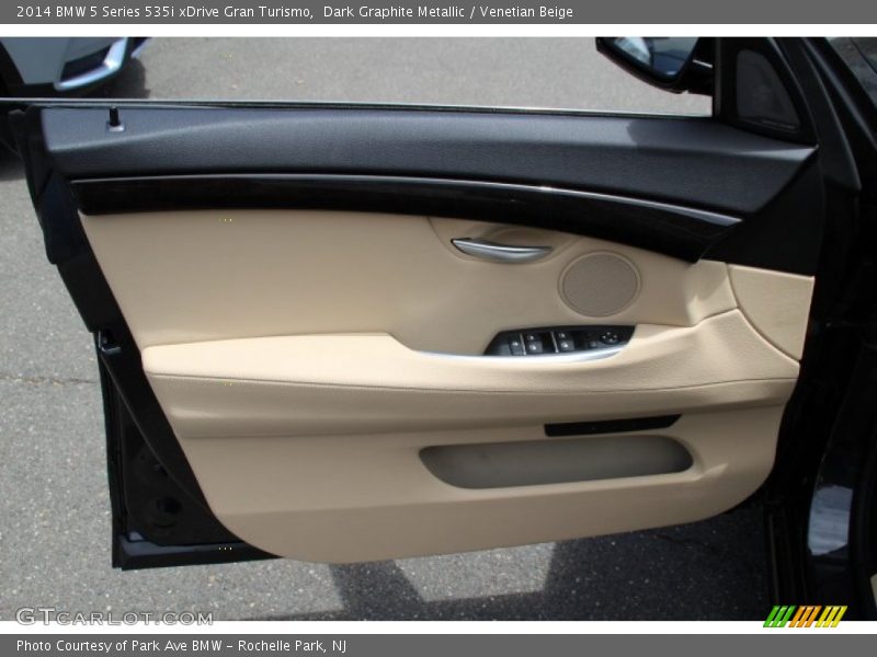Door Panel of 2014 5 Series 535i xDrive Gran Turismo