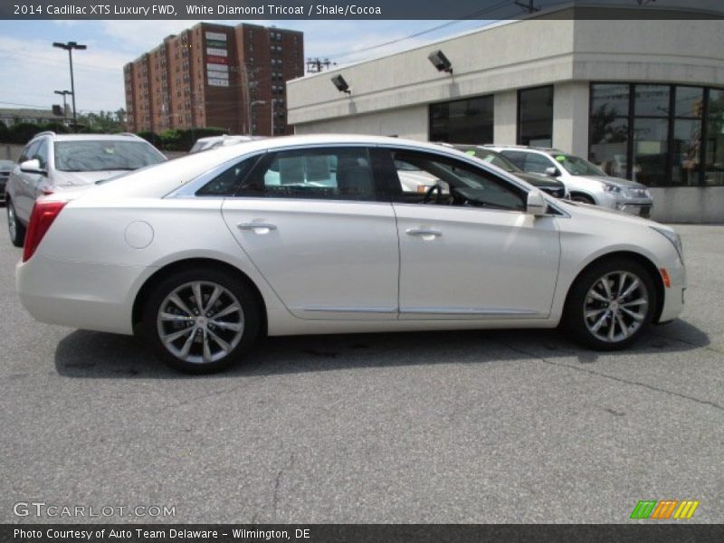 White Diamond Tricoat / Shale/Cocoa 2014 Cadillac XTS Luxury FWD