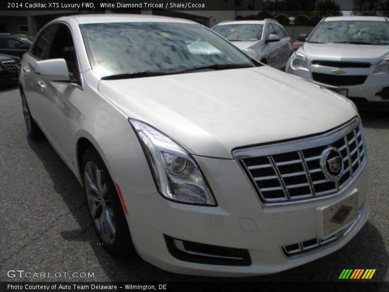 White Diamond Tricoat / Shale/Cocoa 2014 Cadillac XTS Luxury FWD