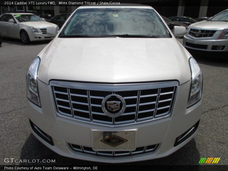 White Diamond Tricoat / Shale/Cocoa 2014 Cadillac XTS Luxury FWD