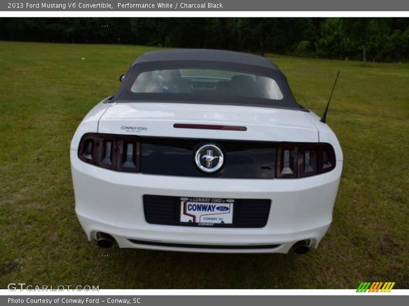Performance White / Charcoal Black 2013 Ford Mustang V6 Convertible