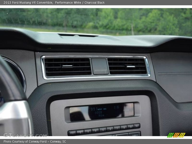 Performance White / Charcoal Black 2013 Ford Mustang V6 Convertible