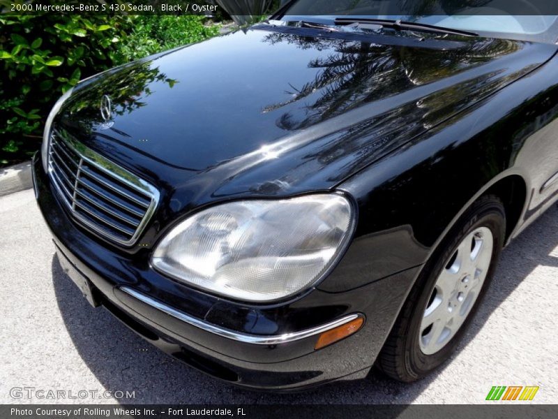 Black / Oyster 2000 Mercedes-Benz S 430 Sedan