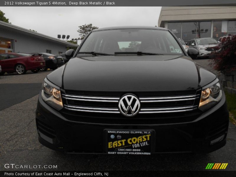 Deep Black Metallic / Black 2012 Volkswagen Tiguan S 4Motion