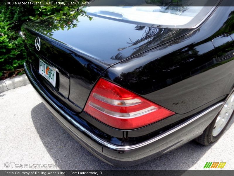 Black / Oyster 2000 Mercedes-Benz S 430 Sedan