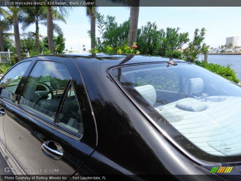 Black / Oyster 2000 Mercedes-Benz S 430 Sedan